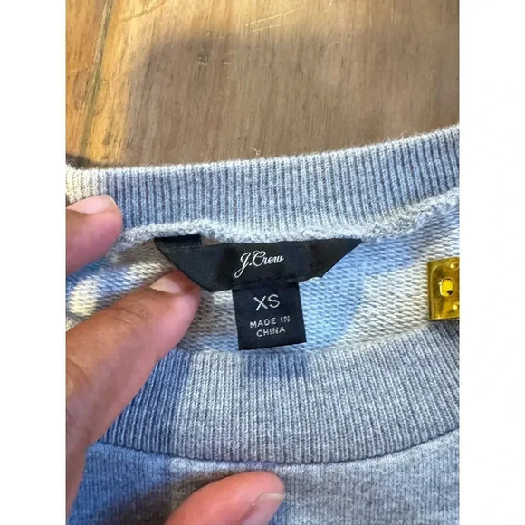 J.Crew Gray Crewneck Sweatshirt Brooklyn City Sweatshirt SIZE XS - Picture 6 of 8